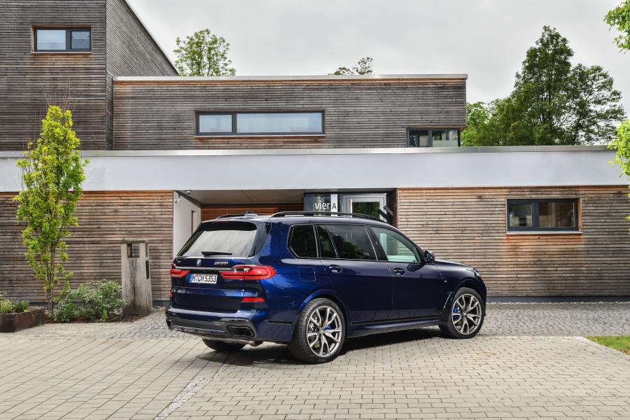  BMW X7 M50i (G07) 2019 года  (WW) (фото 22 из 36)